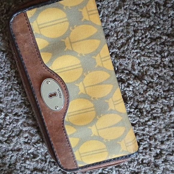 Vintage fossil yellow lady bug Key Per wallet - Picture 2 of 13